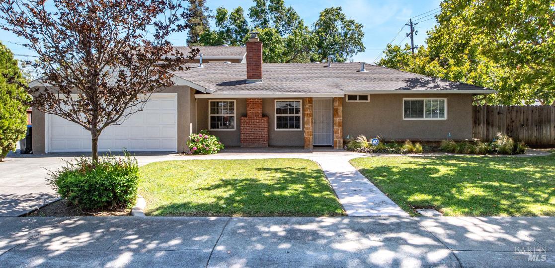Detail Gallery Image 3 of 64 For 647 Nevada St, Fairfield,  CA 94533 - 5 Beds | 3 Baths