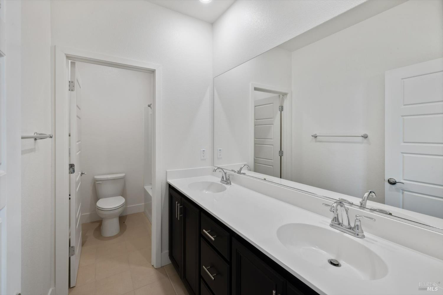 Detail Gallery Image 39 of 71 For 1328 Horizon Cir, Fairfield,  CA 94533 - 4 Beds | 3 Baths