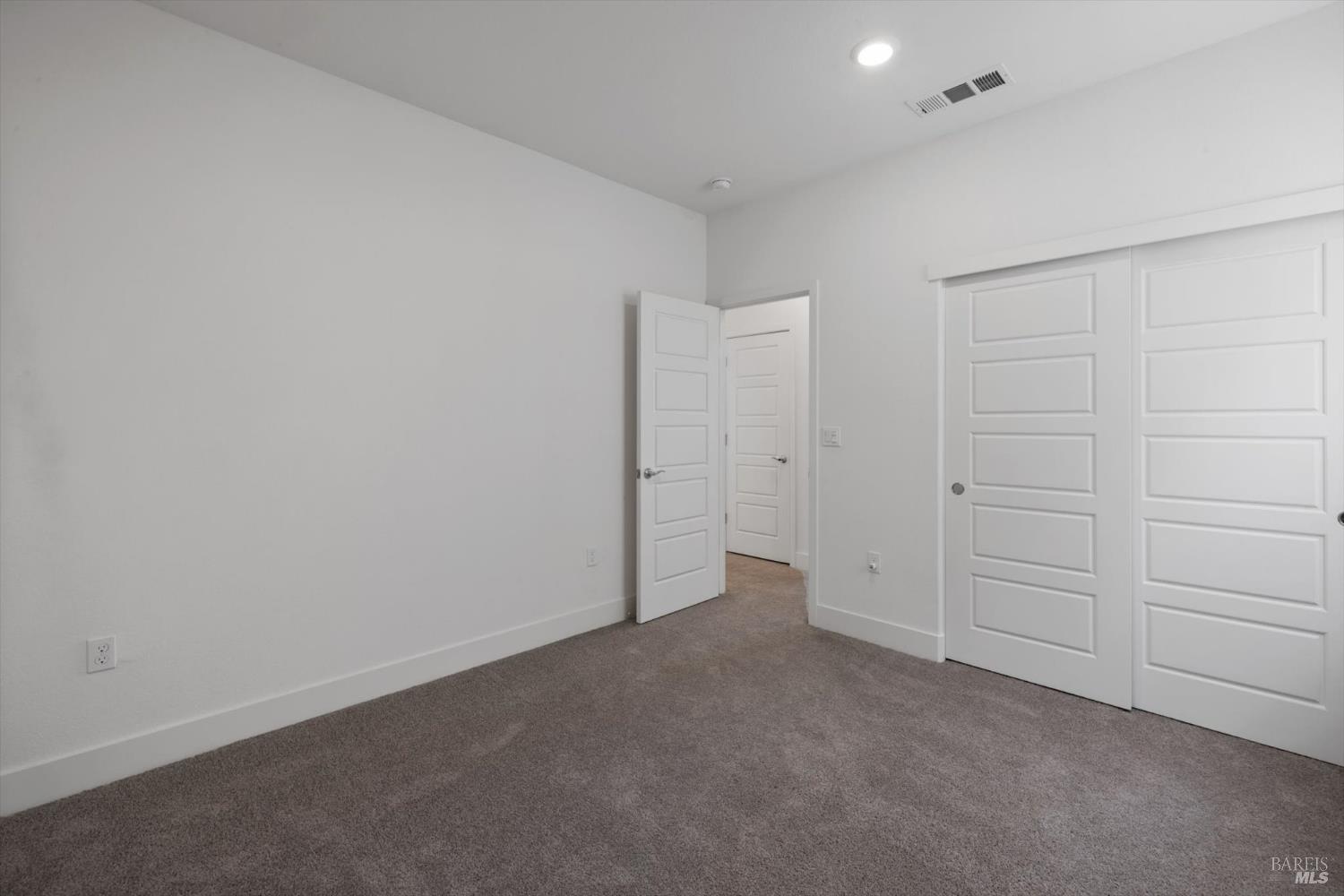 Detail Gallery Image 38 of 71 For 1328 Horizon Cir, Fairfield,  CA 94533 - 4 Beds | 3 Baths