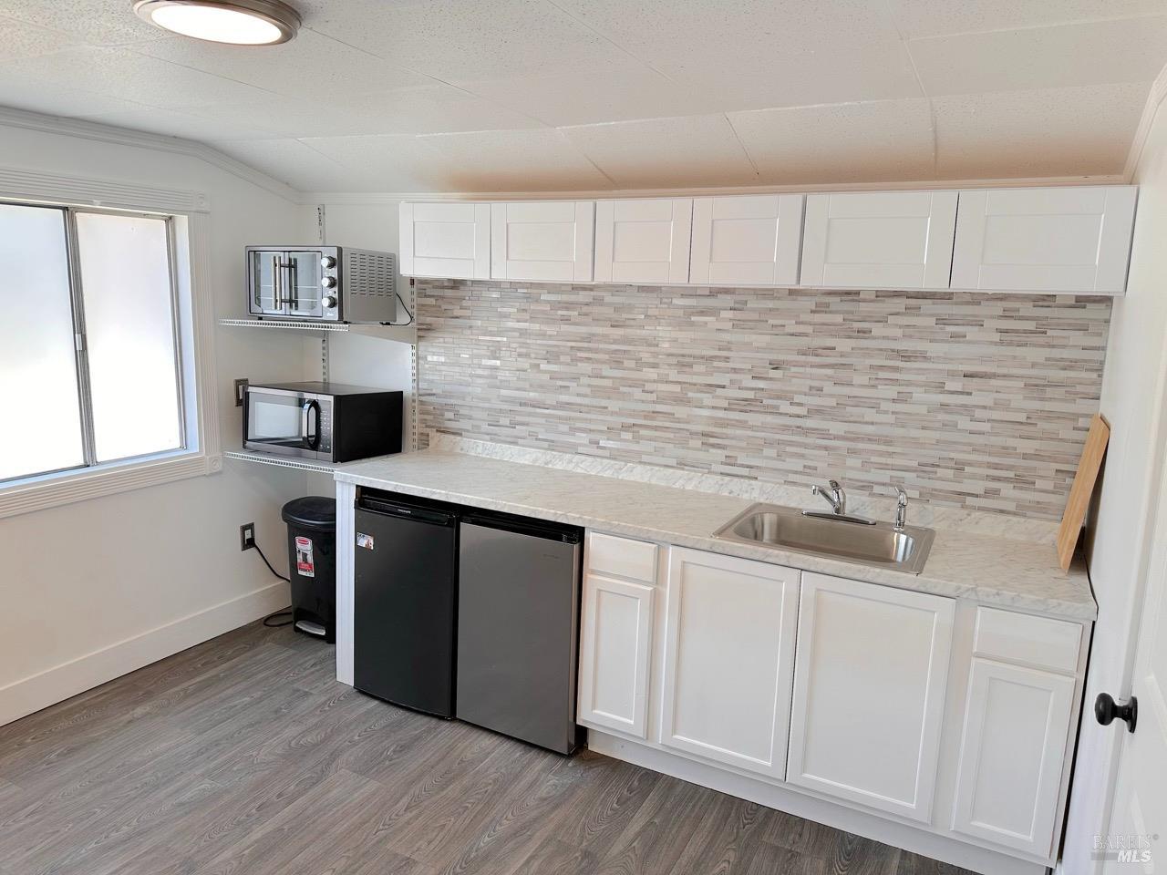 Detail Gallery Image 20 of 33 For 604 Live Oak Ave, Sebastopol,  CA 95472 - – Beds | – Baths