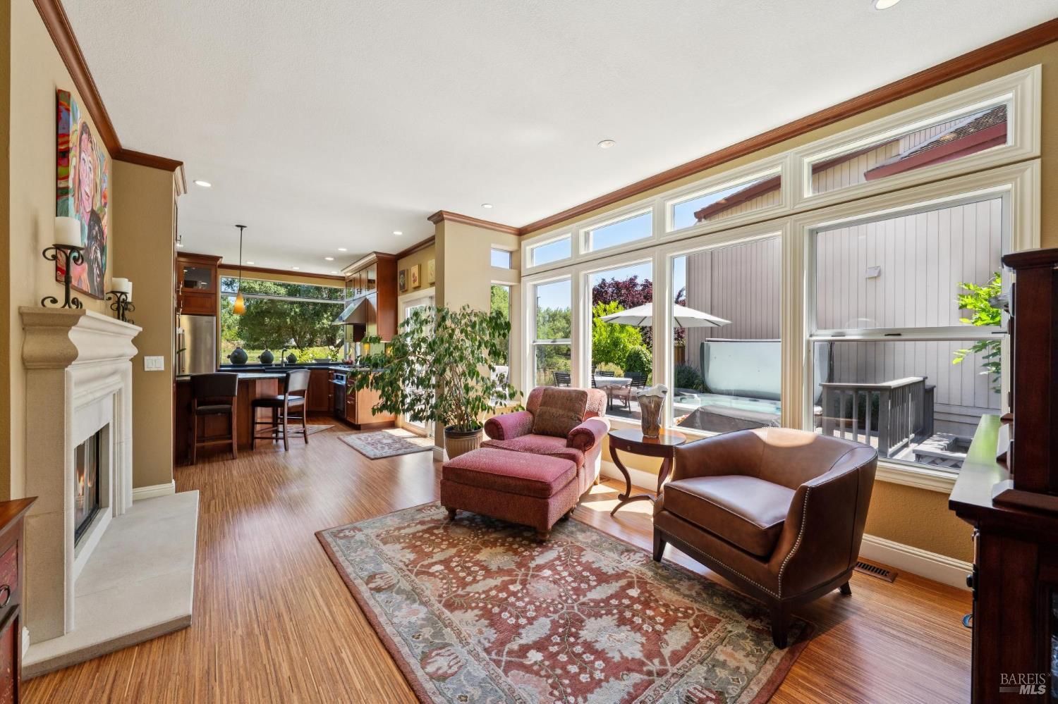 Detail Gallery Image 20 of 43 For 12 Birnam Wood Ct, Petaluma,  CA 94954 - 3 Beds | 2/1 Baths