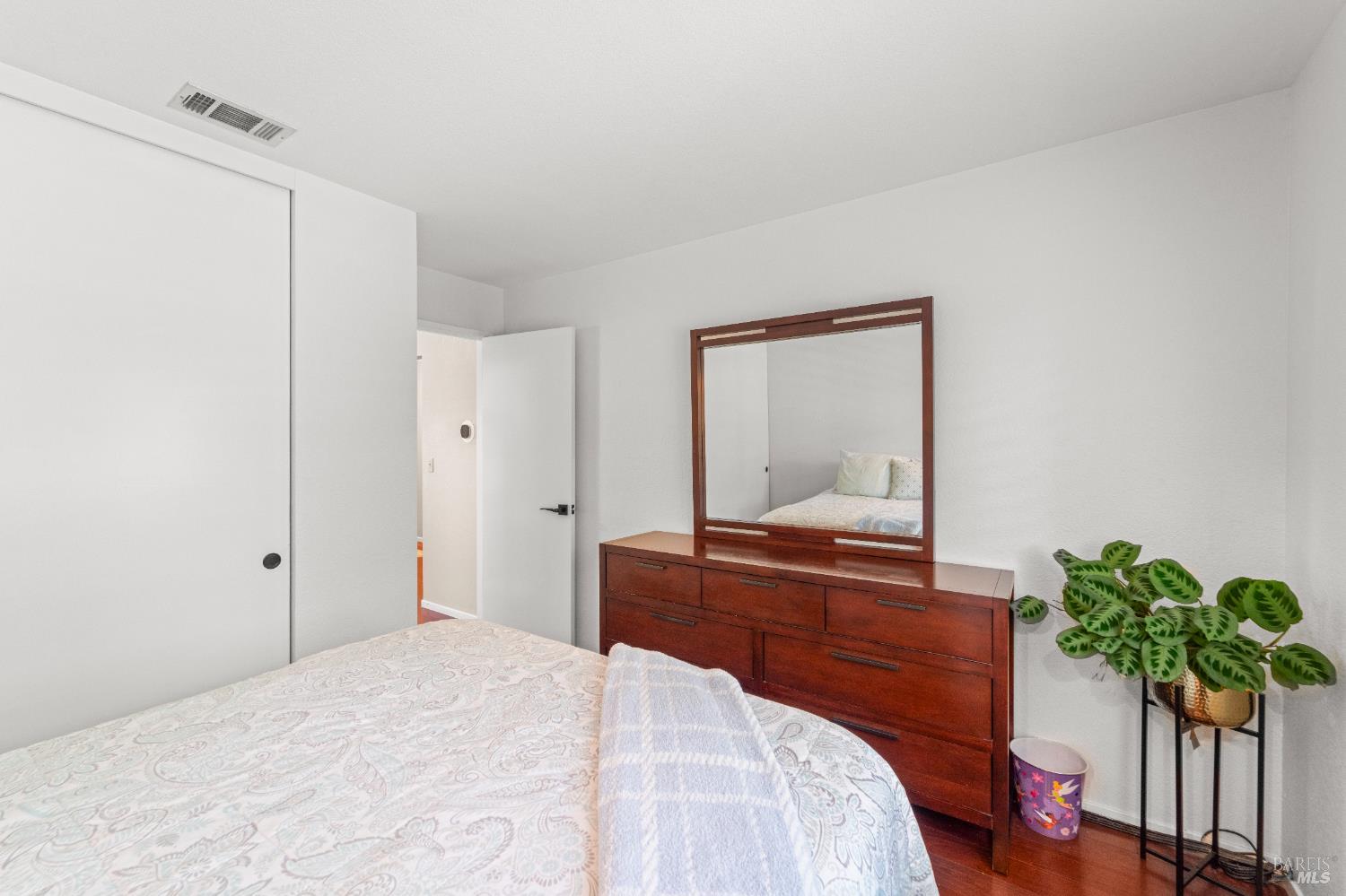Detail Gallery Image 21 of 41 For 373 Clydesdale Dr, Vallejo,  CA 94591 - 3 Beds | 2 Baths