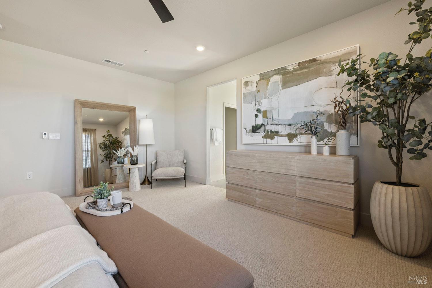 Detail Gallery Image 14 of 55 For 969 Carroll Way, Vacaville,  CA 95687 - 4 Beds | 2 Baths