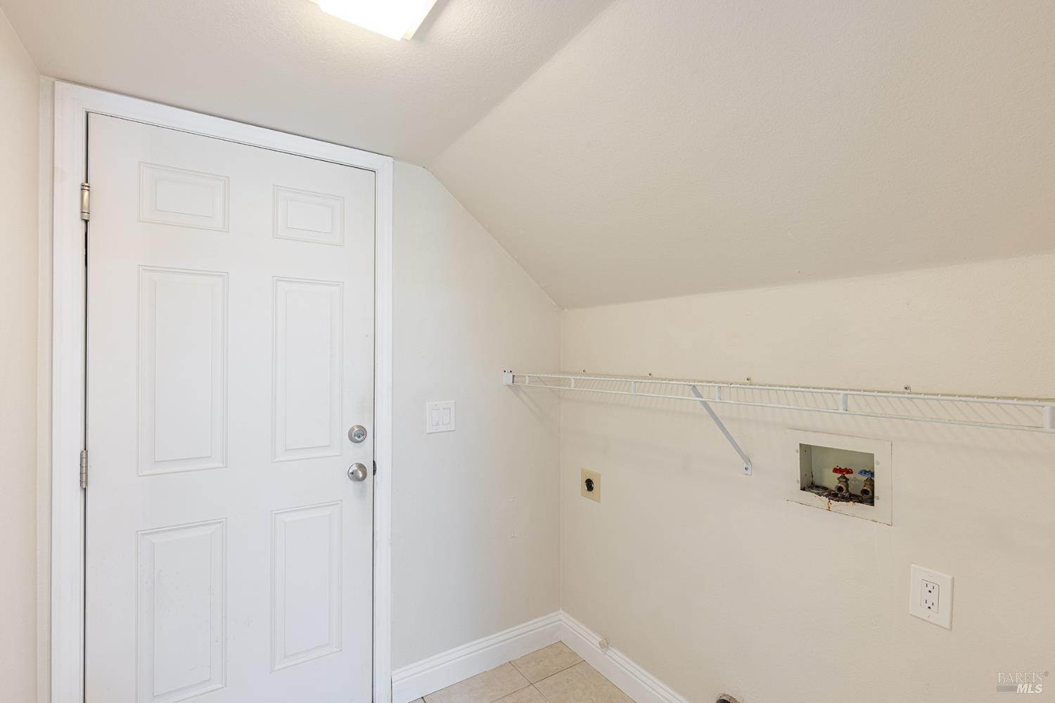 Detail Gallery Image 18 of 45 For 2285 Dancing Penny Way, Santa Rosa,  CA 95403 - 4 Beds | 2/1 Baths