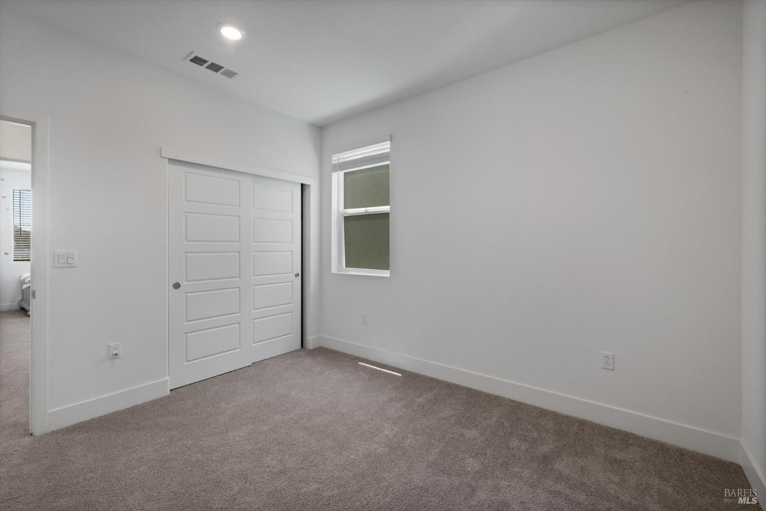 Detail Gallery Image 37 of 71 For 1328 Horizon Cir, Fairfield,  CA 94533 - 4 Beds | 3 Baths