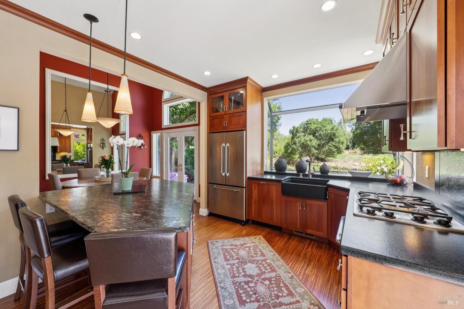 Detail Gallery Image 18 of 43 For 12 Birnam Wood Ct, Petaluma,  CA 94954 - 3 Beds | 2/1 Baths