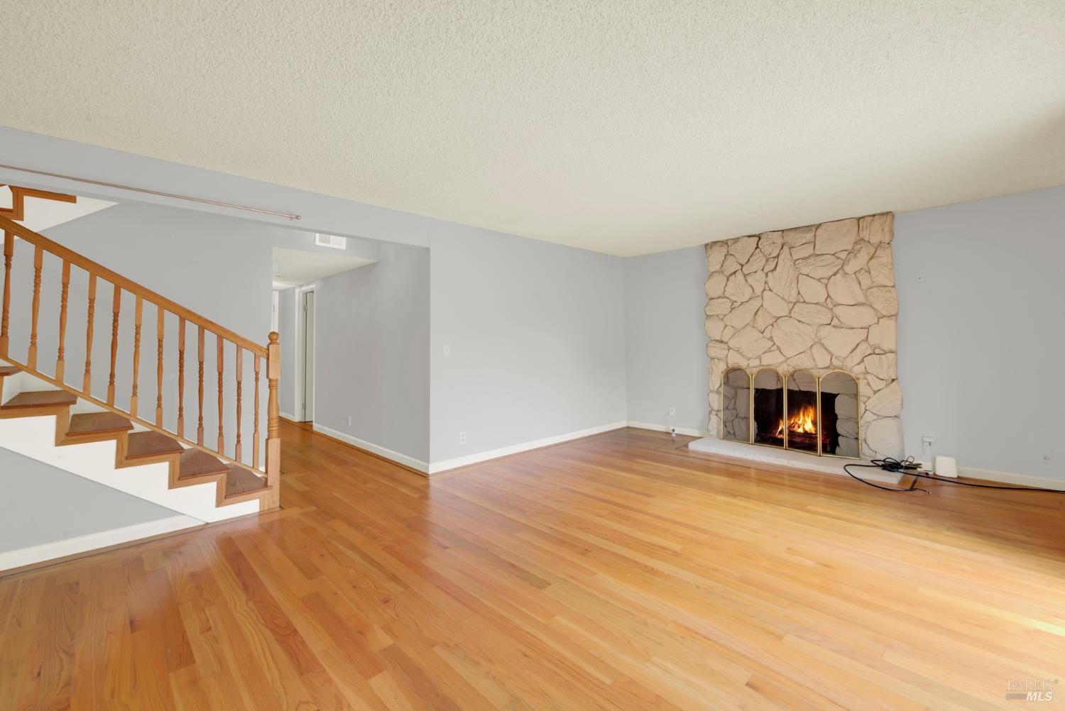 Detail Gallery Image 18 of 62 For 112 Picadilly Cir, Vallejo,  CA 94591 - 4 Beds | 3 Baths