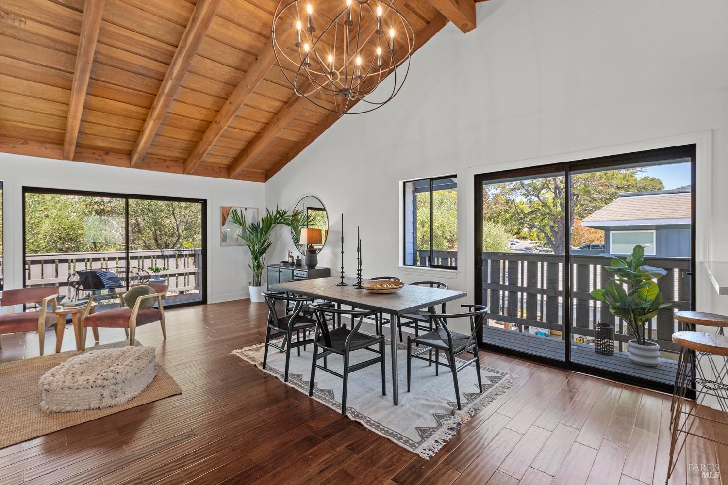 Detail Gallery Image 7 of 27 For 805 S Eliseo Dr #1,  Greenbrae,  CA 94904 - 3 Beds | 1/1 Baths