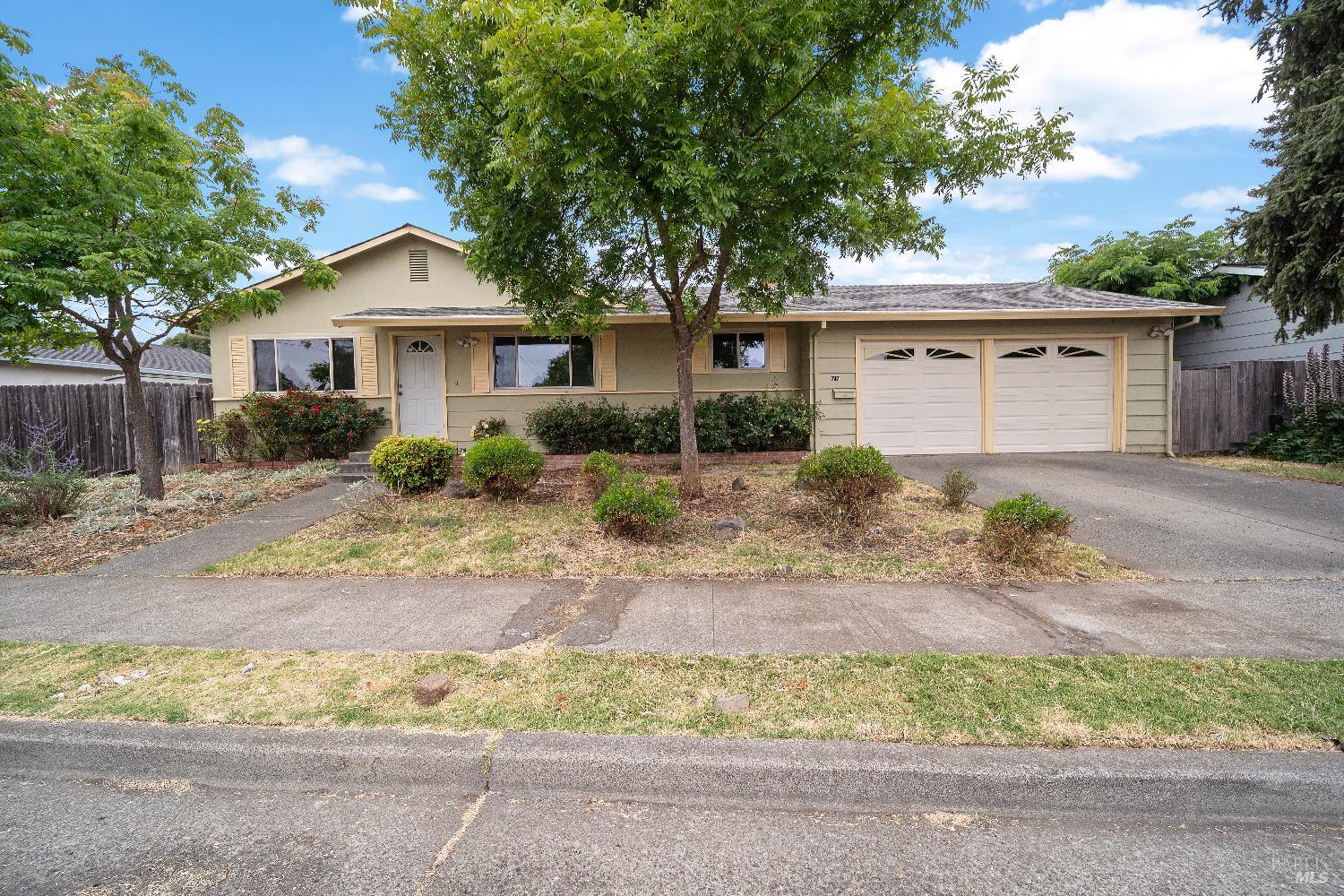 Detail Gallery Image 26 of 35 For 717 Willrush St, Santa Rosa,  CA 95401 - 3 Beds | 2 Baths