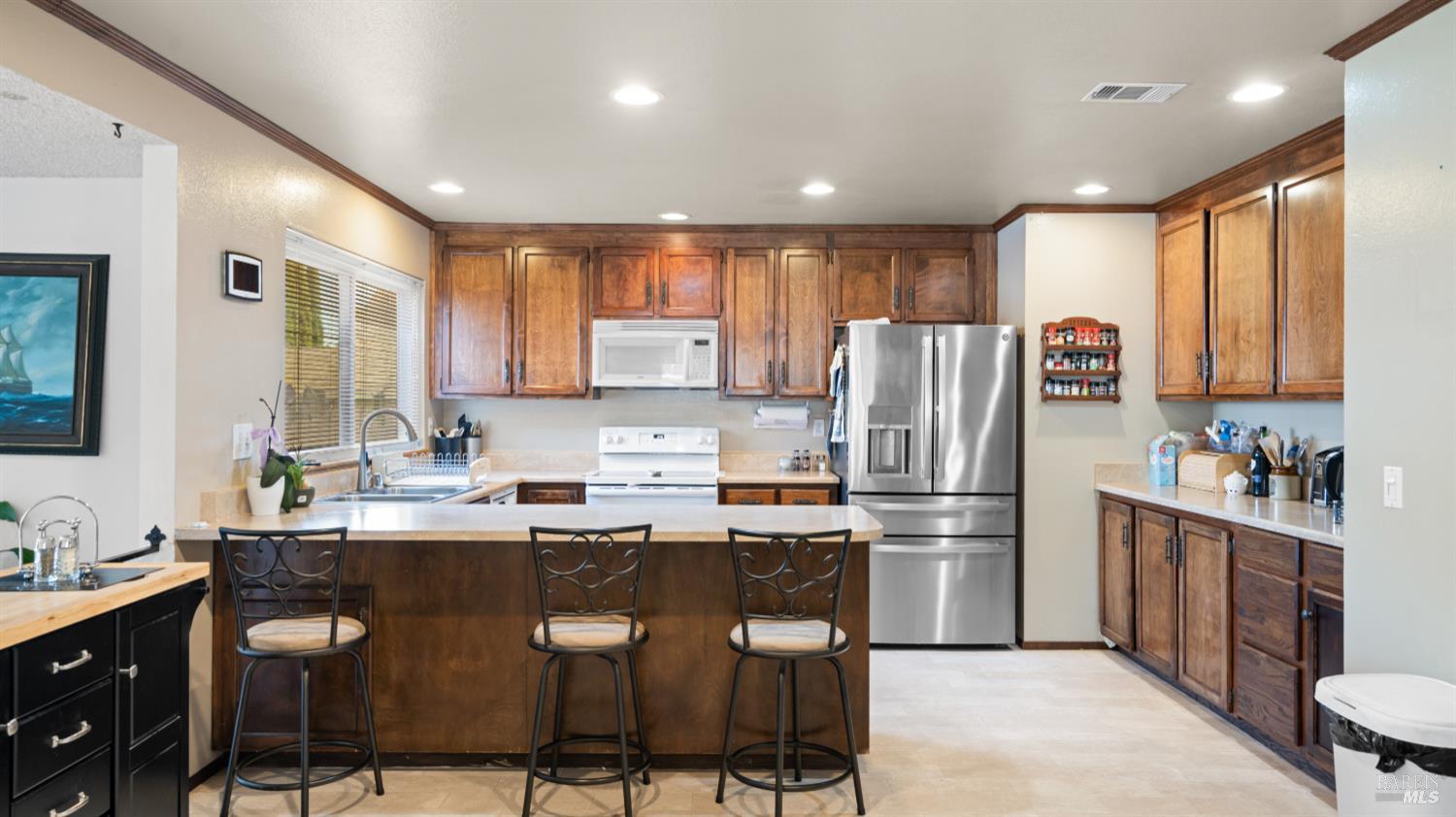 Detail Gallery Image 12 of 44 For 2875 Carmel Way, Fairfield,  CA 94534 - 4 Beds | 3 Baths