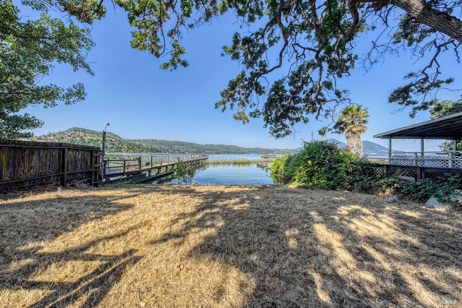Detail Gallery Image 30 of 36 For 14095 Lakeshore Dr, Clearlake,  CA 95422 - 2 Beds | 1/1 Baths