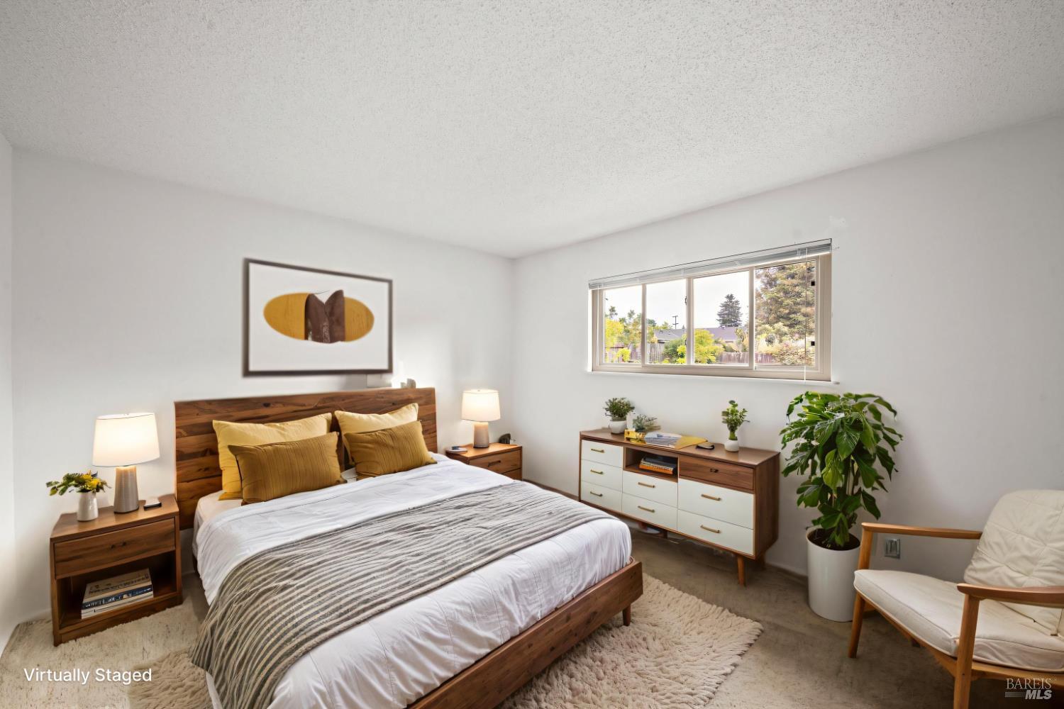 Detail Gallery Image 7 of 35 For 717 Willrush St, Santa Rosa,  CA 95401 - 3 Beds | 2 Baths