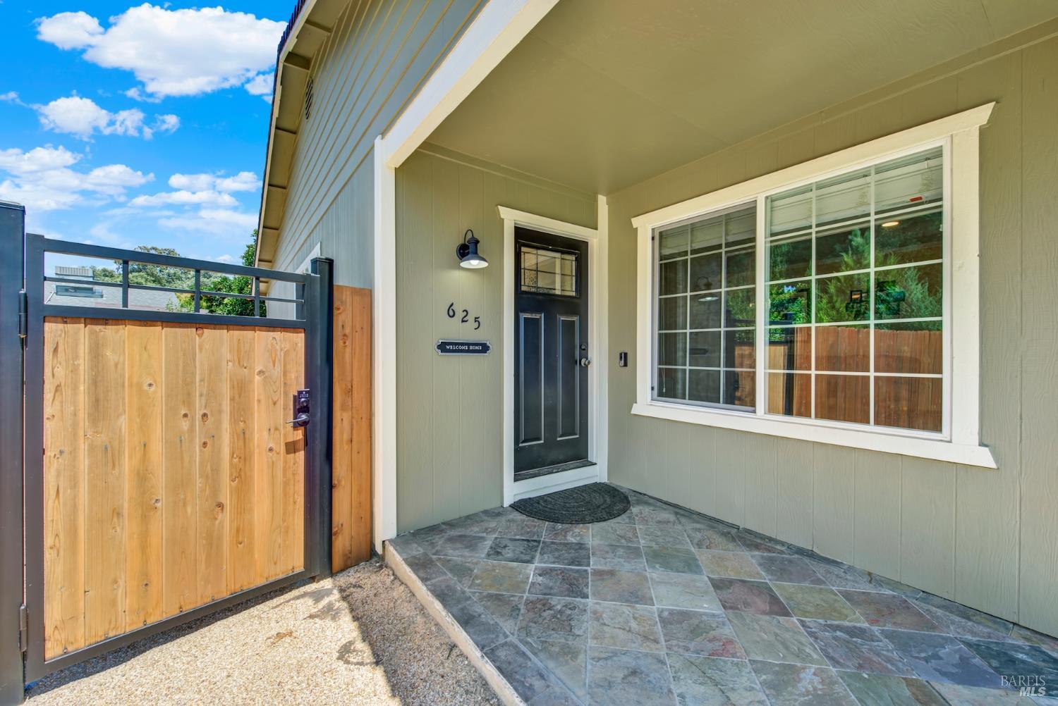 Detail Gallery Image 11 of 78 For 625 Cornell Ct, Vacaville,  CA 95687 - 3 Beds | 2 Baths