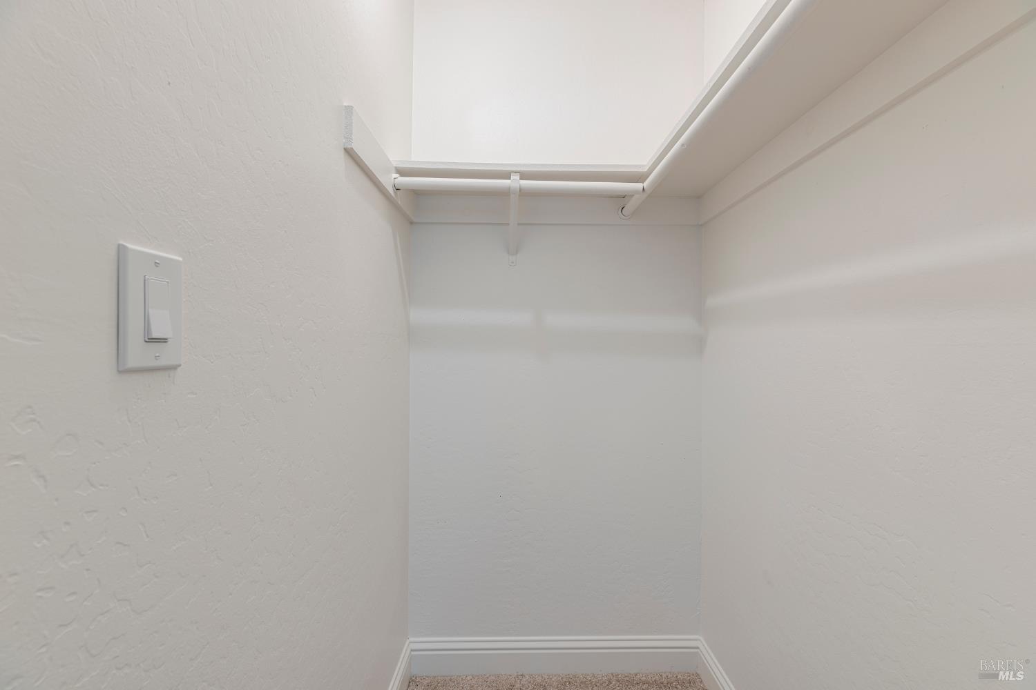Detail Gallery Image 15 of 33 For 1550 Center Rd #45,  Novato,  CA 94947 - 2 Beds | 1/1 Baths