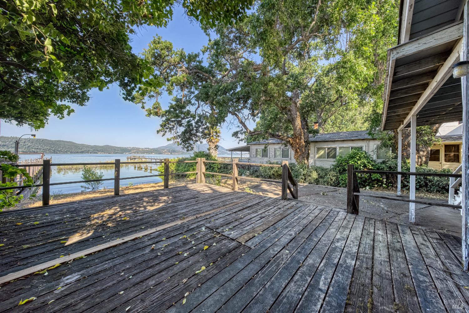 Detail Gallery Image 28 of 36 For 14095 Lakeshore Dr, Clearlake,  CA 95422 - 2 Beds | 1/1 Baths