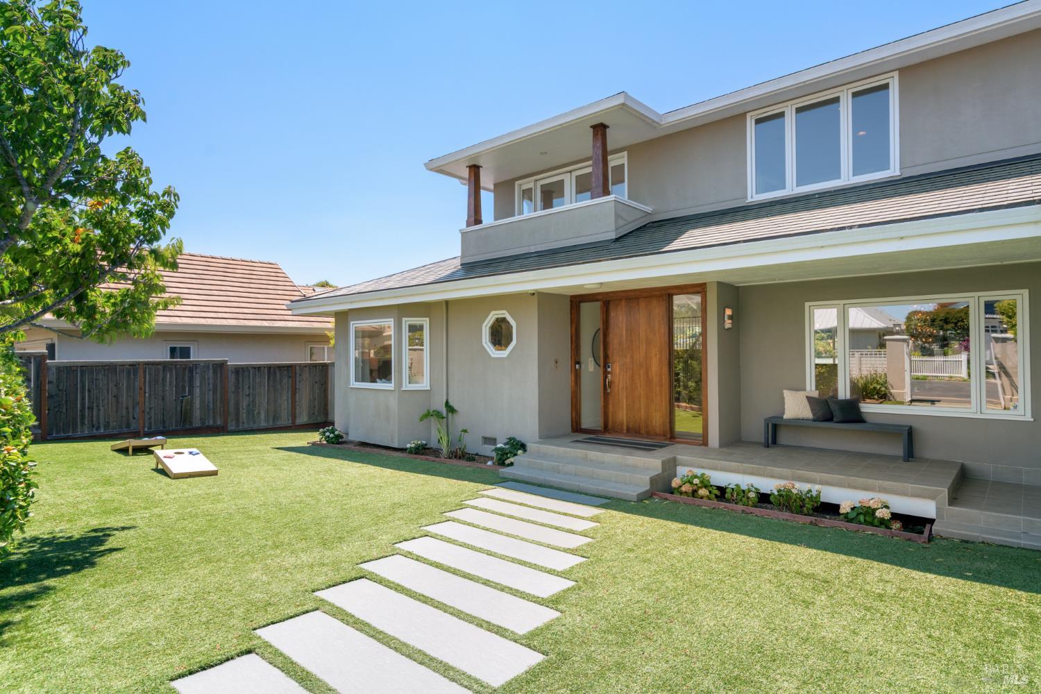 Detail Gallery Image 37 of 40 For 79 Trinidad Dr, Tiburon,  CA 94920 - 5 Beds | 4/1 Baths