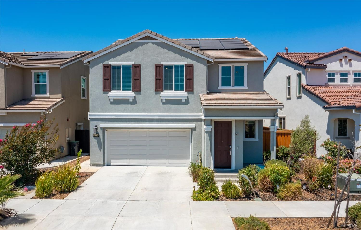 Detail Gallery Image 9 of 71 For 1328 Horizon Cir, Fairfield,  CA 94533 - 4 Beds | 3 Baths