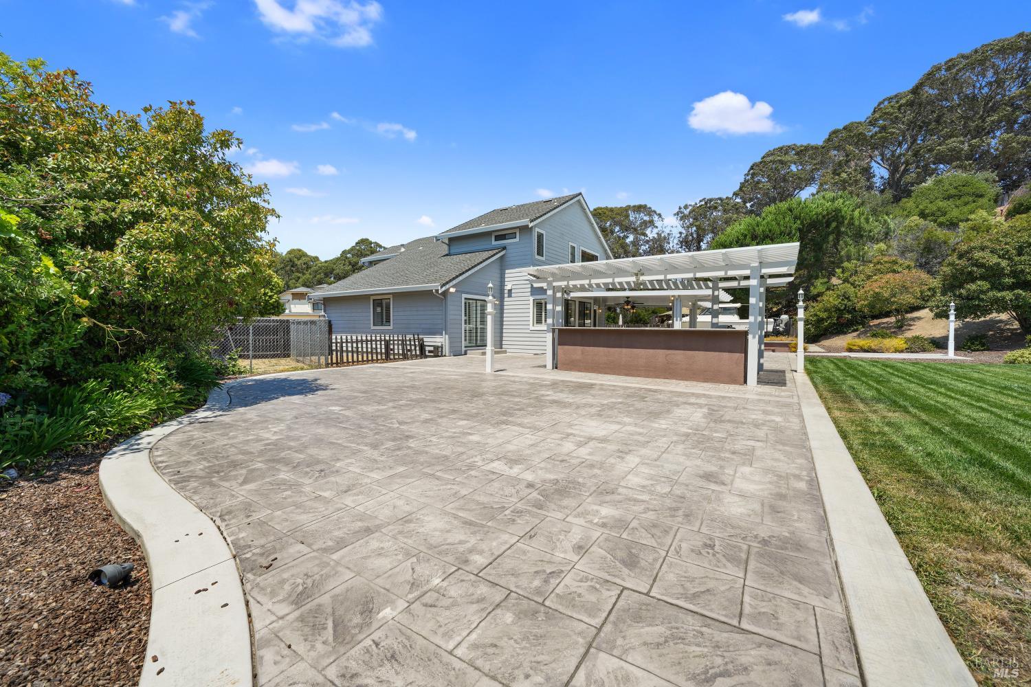 Detail Gallery Image 8 of 93 For 891 Wellfleet Dr, Vallejo,  CA 94591 - 4 Beds | 3 Baths