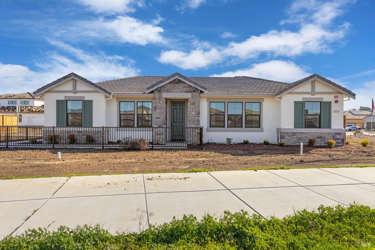 Detail Gallery Image 1 of 55 For 969 Carroll Way, Vacaville,  CA 95687 - 4 Beds | 2 Baths