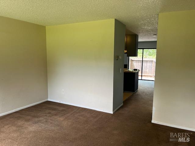 Detail Gallery Image 5 of 12 For 309 College View Dr, Rohnert Park,  CA 94928 - 2 Beds | 1/1 Baths
