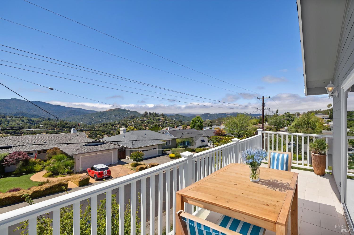 Detail Gallery Image 72 of 75 For 34 Crestwood Dr, San Rafael,  CA 94901 - 4 Beds | 3 Baths