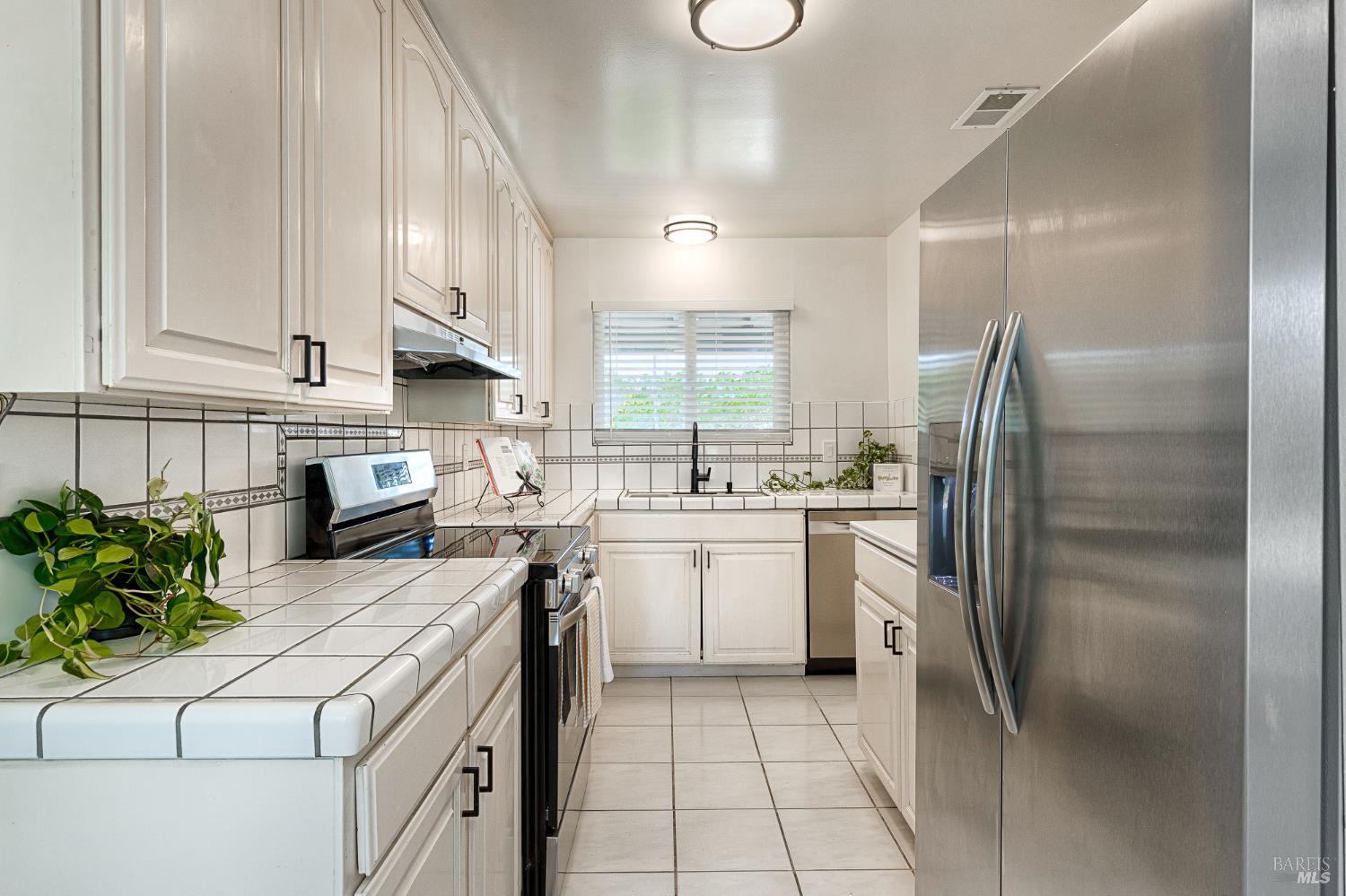 Detail Gallery Image 13 of 58 For 401 Arlen Dr, Rohnert Park,  CA 94928 - 3 Beds | 2 Baths