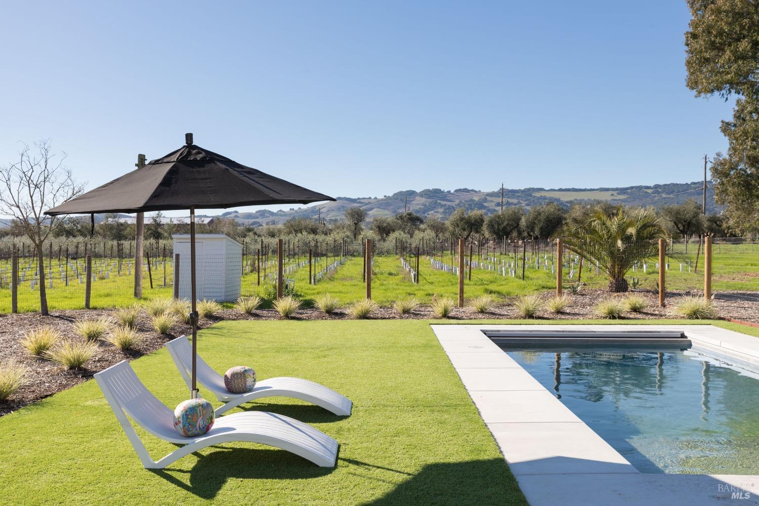Detail Gallery Image 28 of 29 For 19440 Cypress Rd, Sonoma,  CA 95476 - 3 Beds | 2/1 Baths