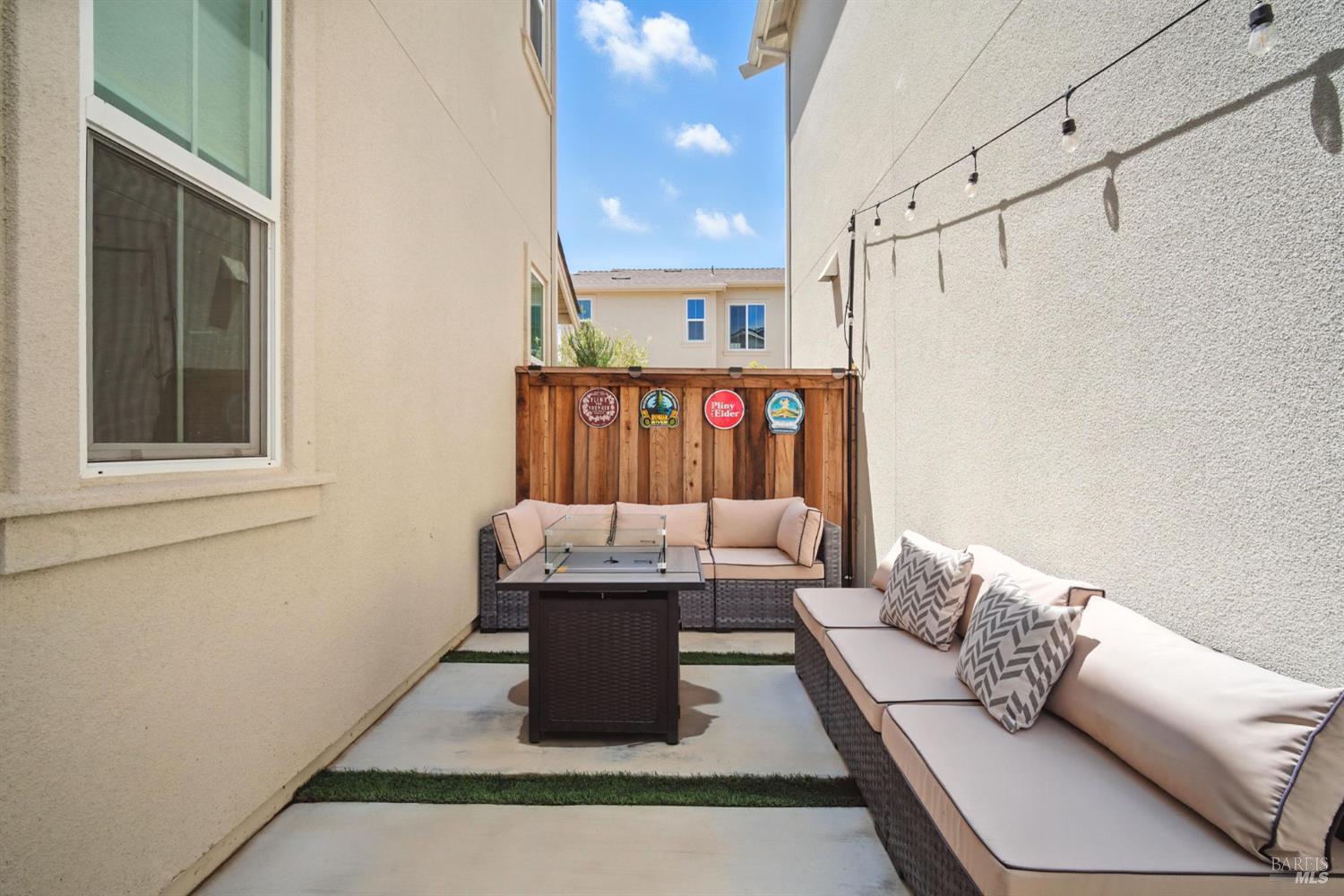 Detail Gallery Image 7 of 35 For 2931 Liscum St, Santa Rosa,  CA 95407 - 3 Beds | 2/1 Baths