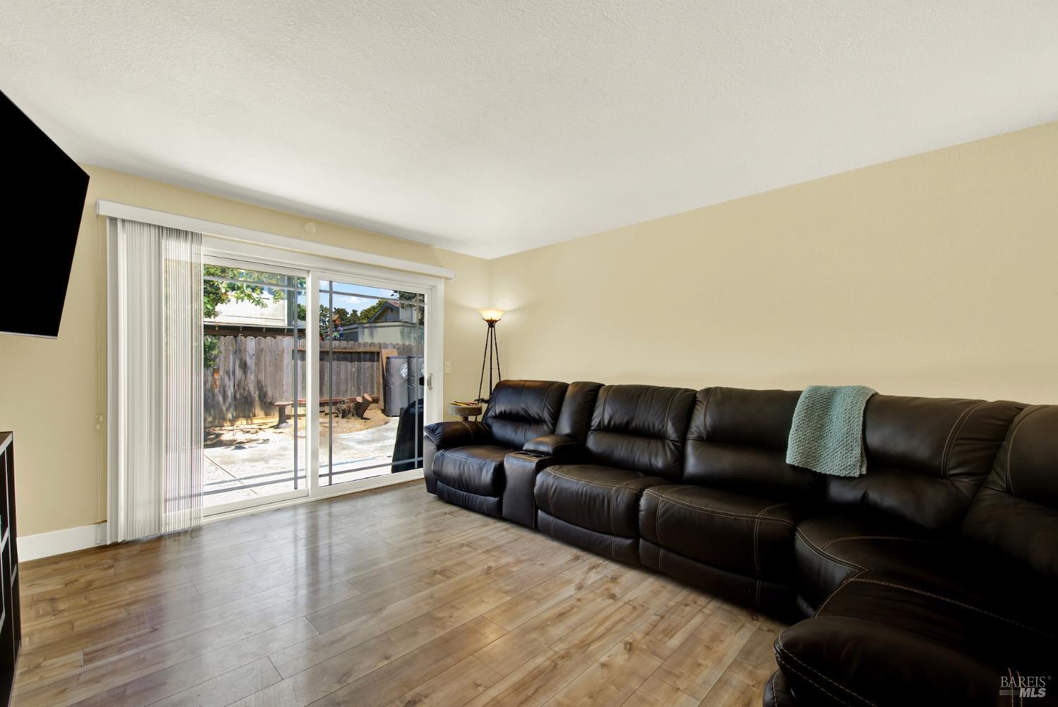 Detail Gallery Image 39 of 78 For 625 Cornell Ct, Vacaville,  CA 95687 - 3 Beds | 2 Baths