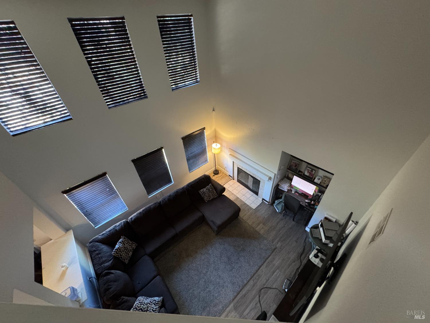Detail Gallery Image 13 of 25 For 1420 Oak Haven Way, Antioch,  CA 94531 - 4 Beds | 2/1 Baths
