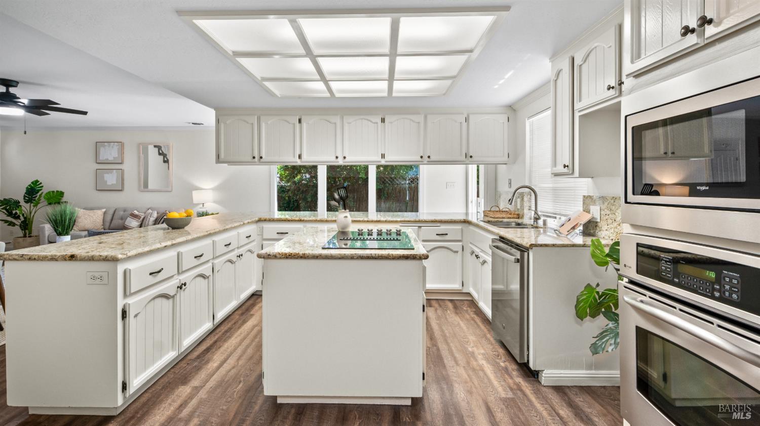 Detail Gallery Image 21 of 64 For 647 Nevada St, Fairfield,  CA 94533 - 5 Beds | 3 Baths