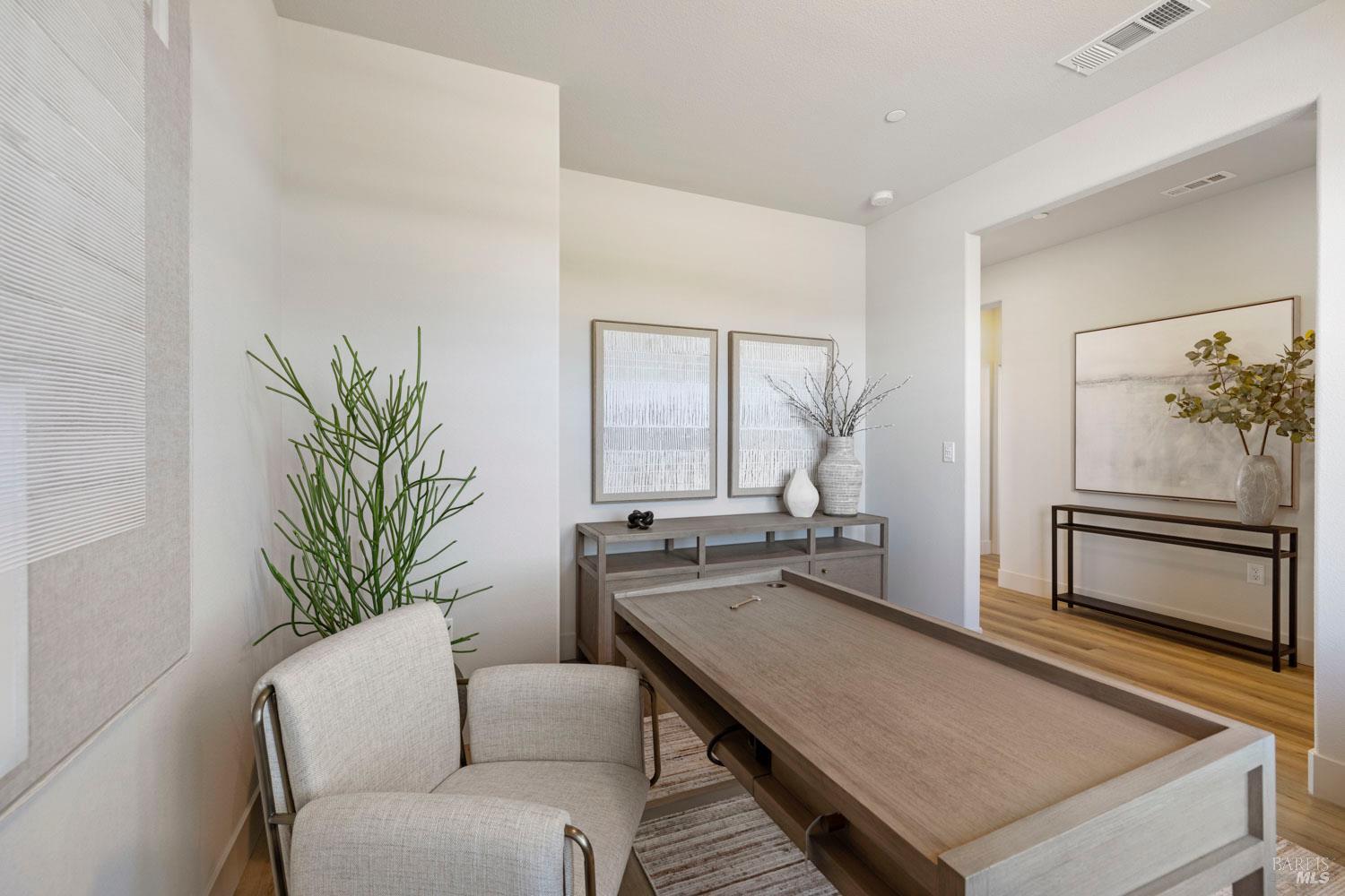 Detail Gallery Image 6 of 55 For 969 Carroll Way, Vacaville,  CA 95687 - 4 Beds | 2 Baths