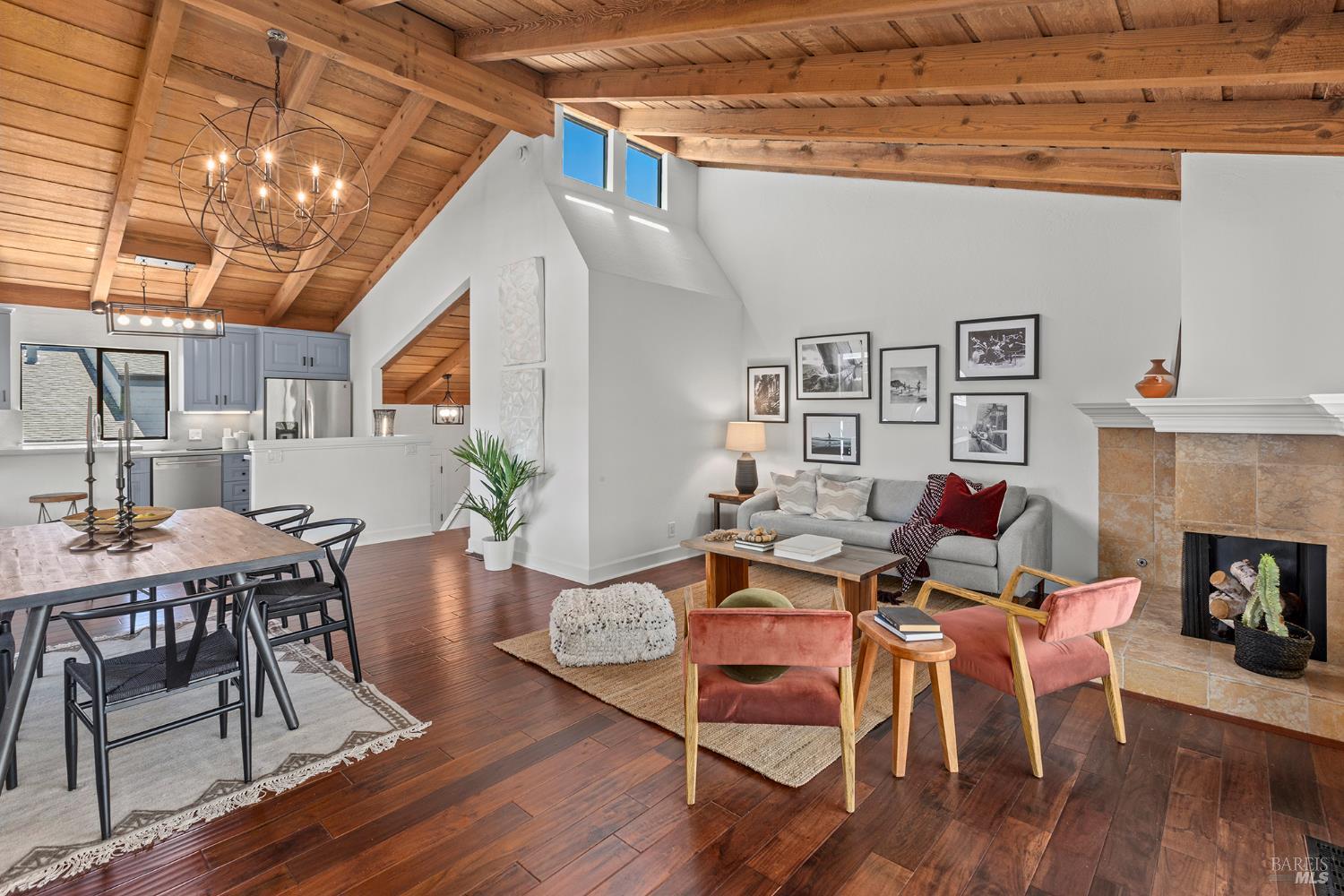 Detail Gallery Image 1 of 27 For 805 S Eliseo Dr #1,  Greenbrae,  CA 94904 - 3 Beds | 1/1 Baths