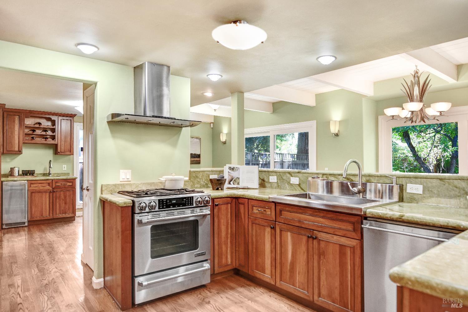 Detail Gallery Image 11 of 25 For 255 E Napa St, Sonoma,  CA 95476 - 2 Beds | 2 Baths