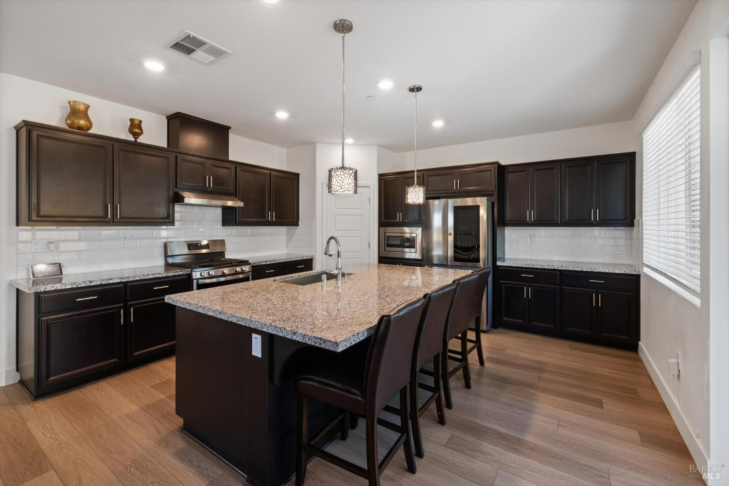 Detail Gallery Image 25 of 71 For 1328 Horizon Cir, Fairfield,  CA 94533 - 4 Beds | 3 Baths