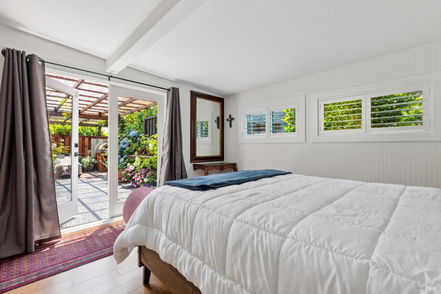 Detail Gallery Image 28 of 43 For 307 Bodega Ave, Petaluma,  CA 94952 - 2 Beds | 2 Baths