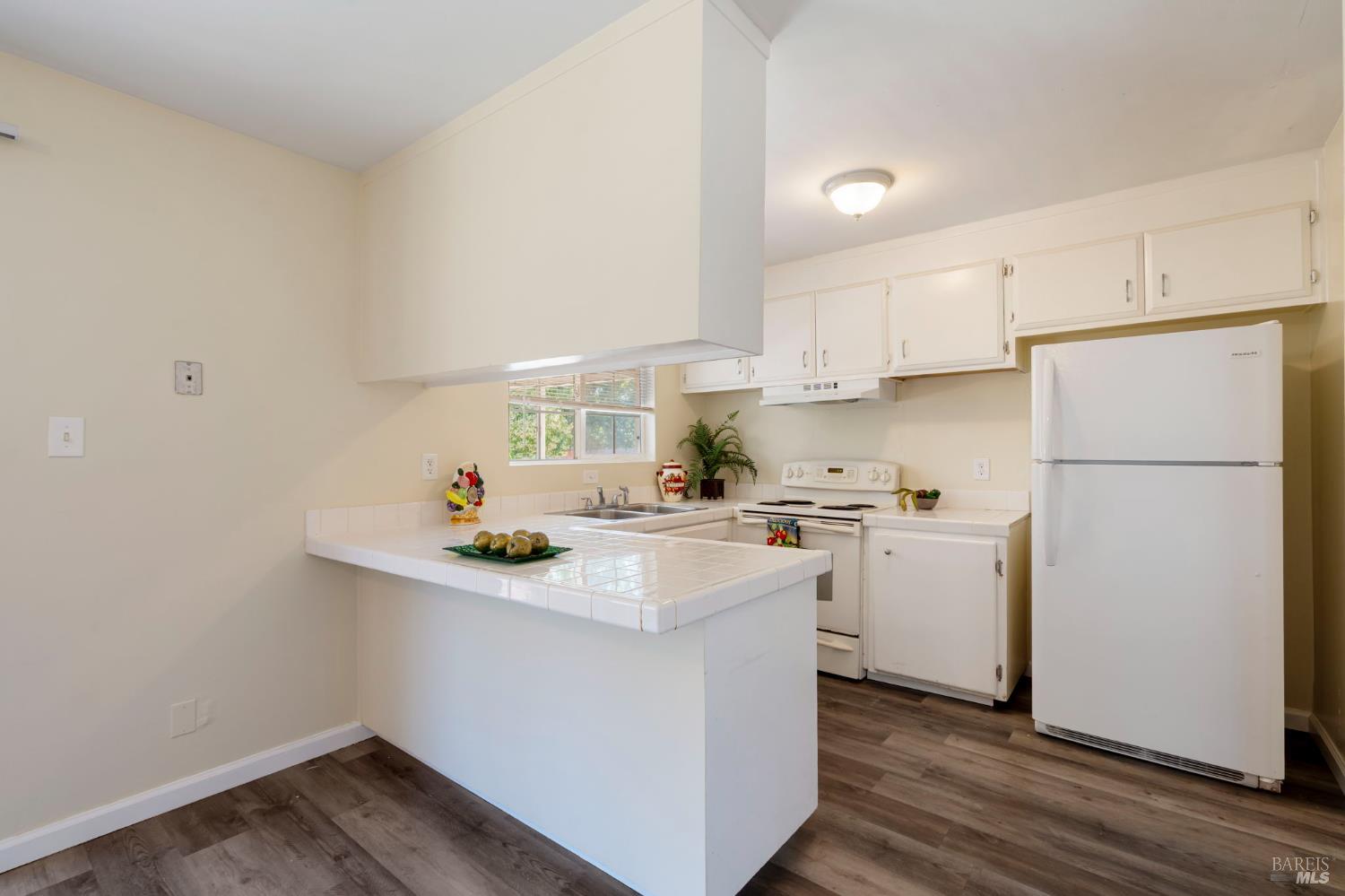 Detail Gallery Image 8 of 30 For 201 Redwing St, Vallejo,  CA 94589 - 3 Beds | 2 Baths