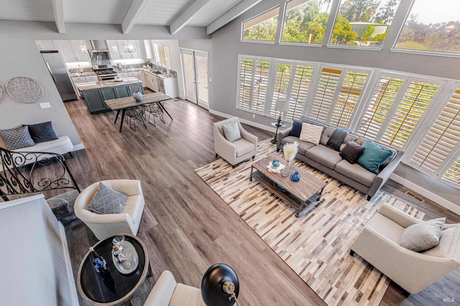 Detail Gallery Image 18 of 44 For 155 Dominican Dr, San Rafael,  CA 94901 - 3 Beds | 2/1 Baths