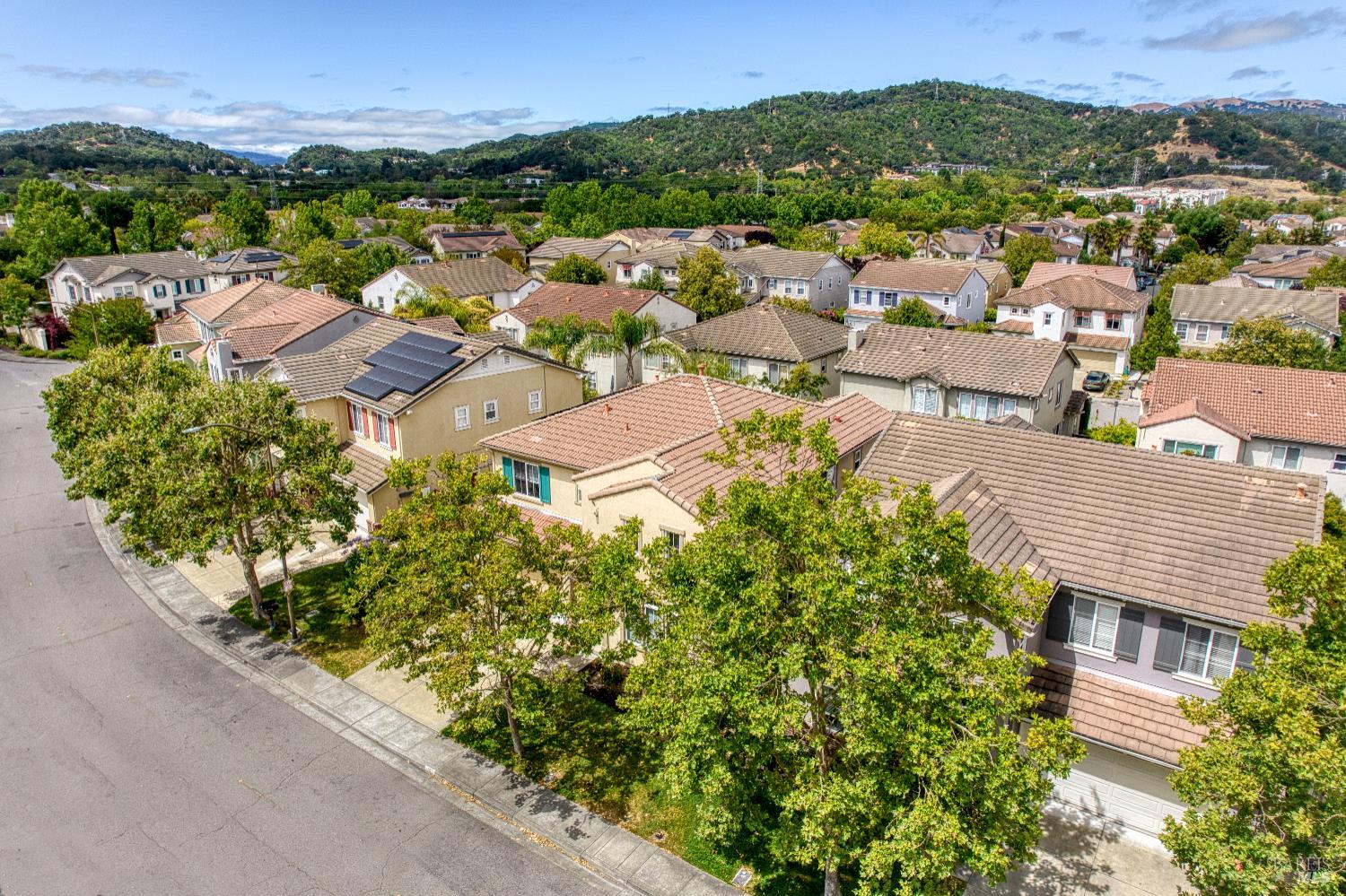 Detail Gallery Image 30 of 35 For 19 Sunny Cove Dr, Novato,  CA 94949 - 4 Beds | 2/1 Baths