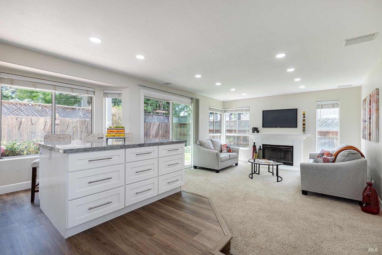 Detail Gallery Image 14 of 45 For 2285 Dancing Penny Way, Santa Rosa,  CA 95403 - 4 Beds | 2/1 Baths