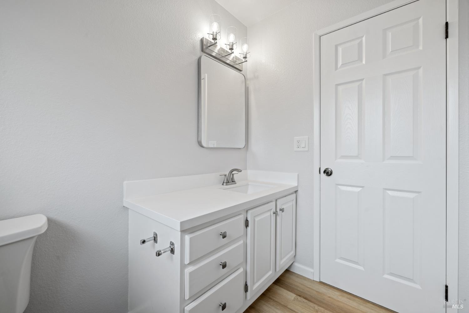 Detail Gallery Image 23 of 36 For 8 Margory Ct, Novato,  CA 94947 - 3 Beds | 2/1 Baths