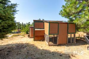 Detail Gallery Image 28 of 34 For 33364 State Highway 44 Unkn, Shingletown,  CA 96088 - 2 Beds | 2/1 Baths