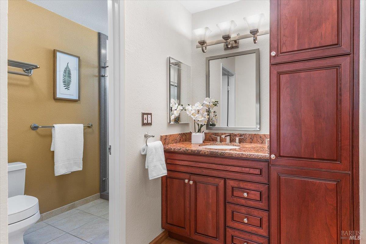 Detail Gallery Image 30 of 44 For 4305 Leafwood Cir, Santa Rosa,  CA 95405 - 3 Beds | 2 Baths
