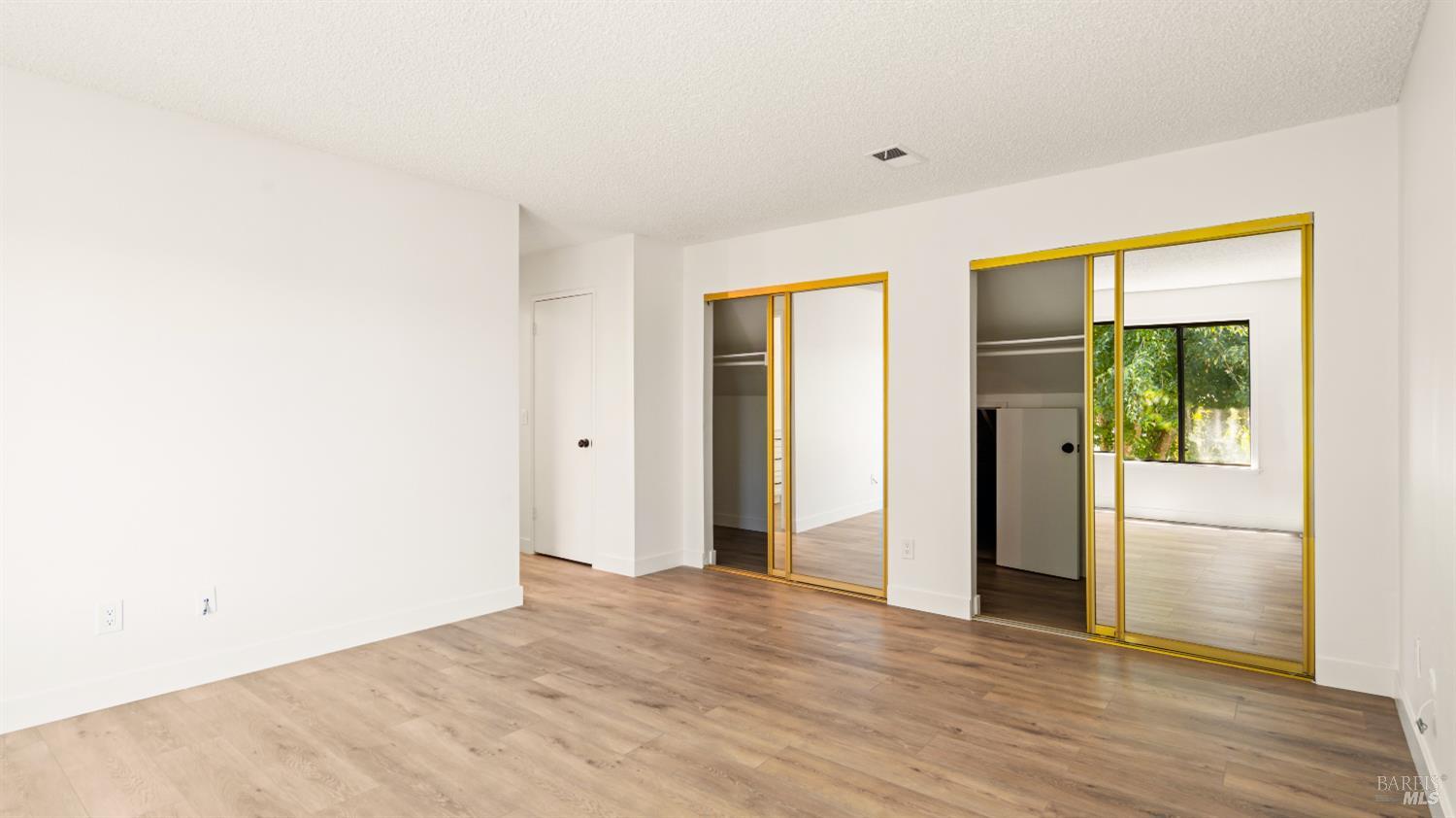 Detail Gallery Image 29 of 49 For 6032 Elsa Ave, Rohnert Park,  CA 94928 - 4 Beds | 3 Baths