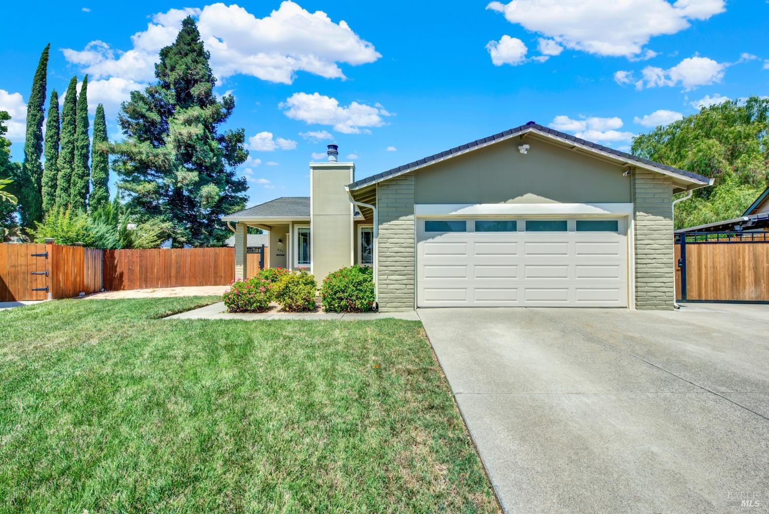 Detail Gallery Image 6 of 78 For 625 Cornell Ct, Vacaville,  CA 95687 - 3 Beds | 2 Baths