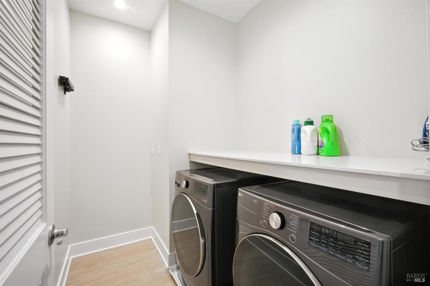 Detail Gallery Image 33 of 35 For 2931 Liscum St, Santa Rosa,  CA 95407 - 3 Beds | 2/1 Baths