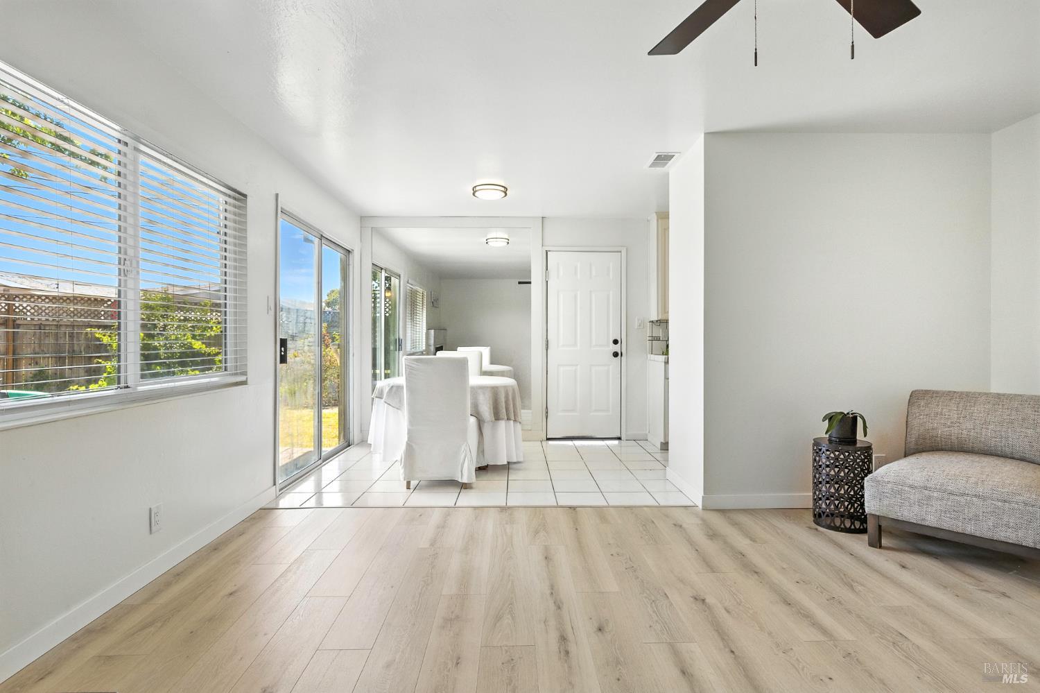 Detail Gallery Image 7 of 58 For 401 Arlen Dr, Rohnert Park,  CA 94928 - 3 Beds | 2 Baths