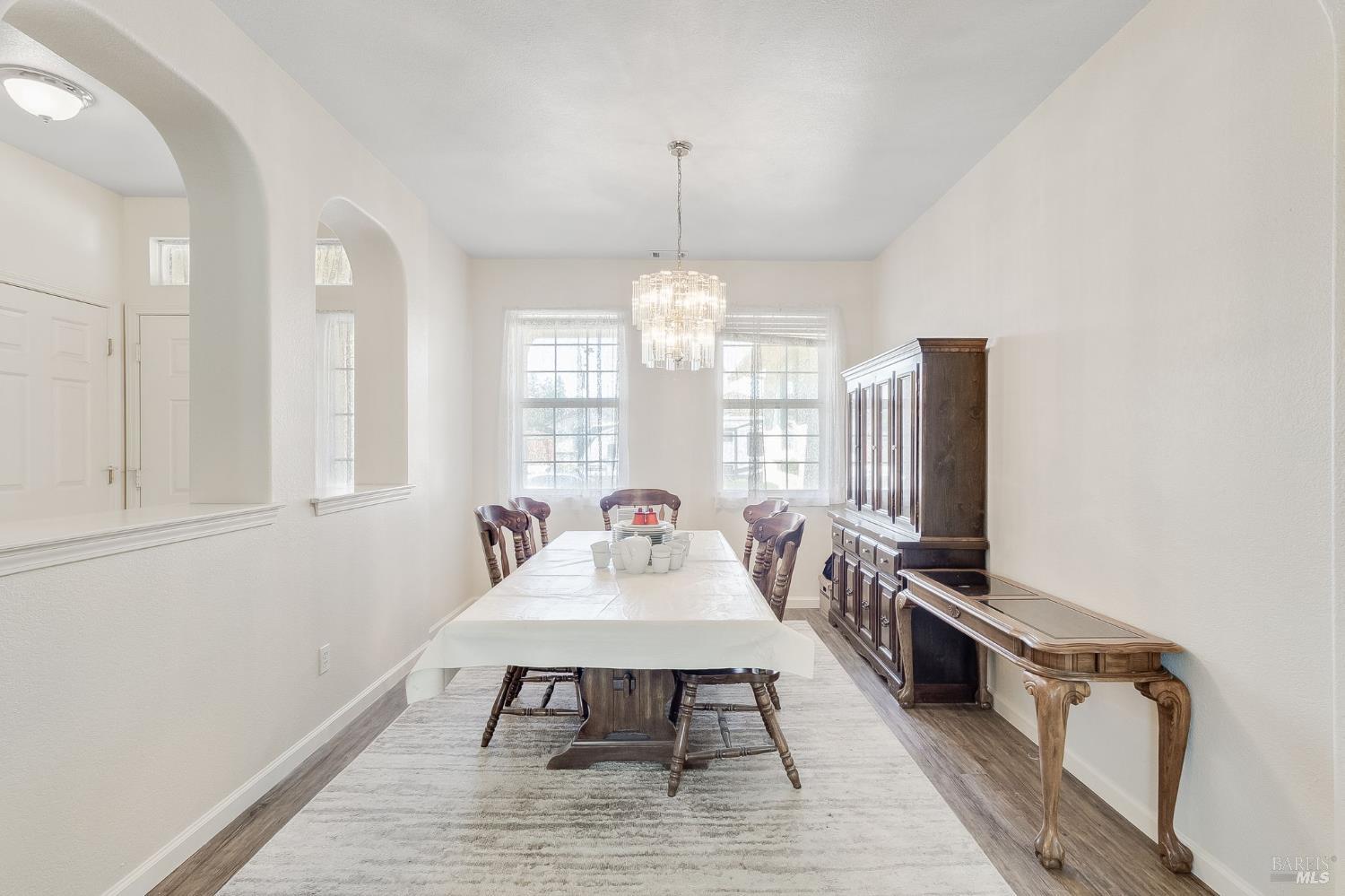 Detail Gallery Image 8 of 19 For 400 Wick Ct, Vacaville,  CA 95687 - 3 Beds | 2 Baths