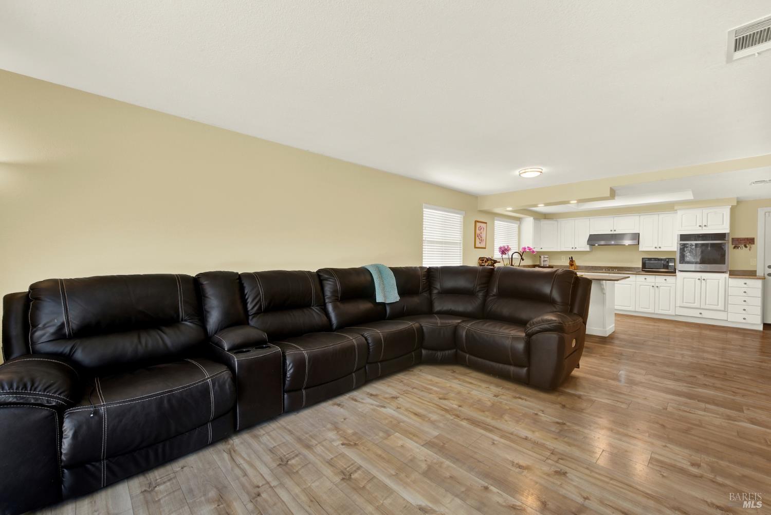 Detail Gallery Image 40 of 78 For 625 Cornell Ct, Vacaville,  CA 95687 - 3 Beds | 2 Baths