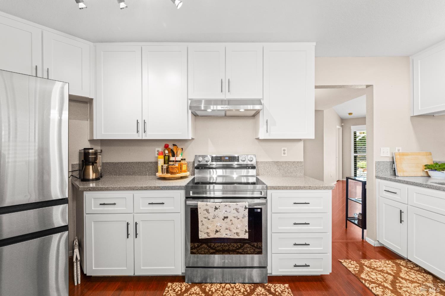 Detail Gallery Image 16 of 41 For 373 Clydesdale Dr, Vallejo,  CA 94591 - 3 Beds | 2 Baths